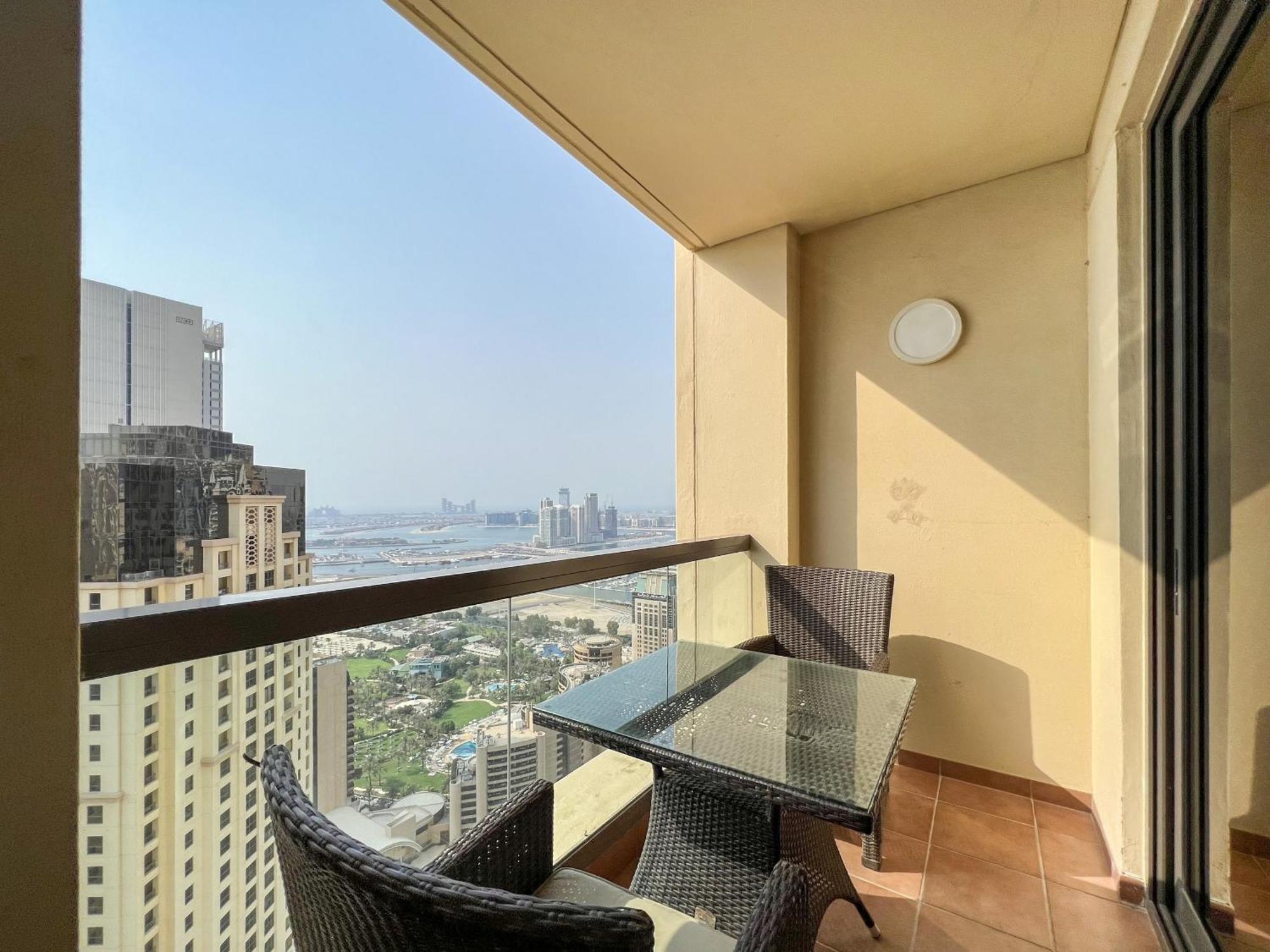 Stunning Marina & Sea View 4 Bedroom Apartment, Murjan 6 Jumeriah Beach دبي المظهر الخارجي الصورة