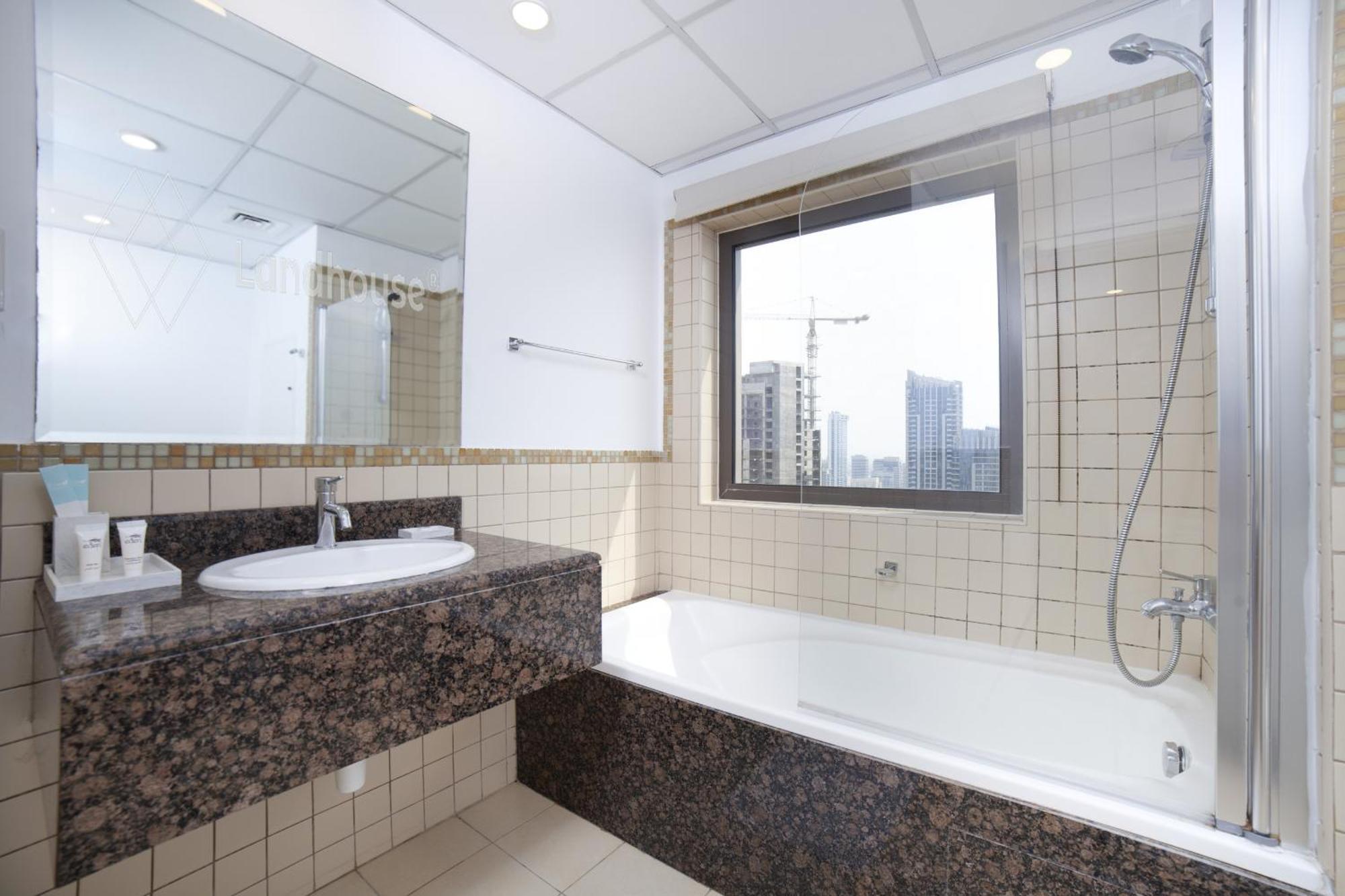 Stunning Marina & Sea View 4 Bedroom Apartment, Murjan 6 Jumeriah Beach دبي المظهر الخارجي الصورة